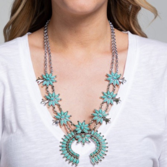 The Boutique Jewelry - Vintage Style Squash Blossom Necklace